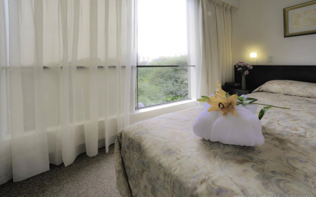 Roosevelt Hotel & Suites