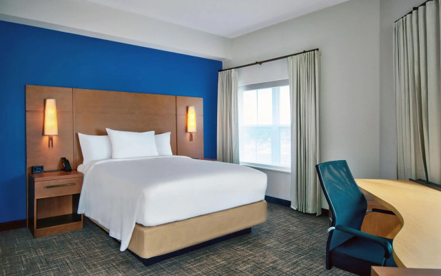 Residence Inn by Marriott Orlando Flamingo Crossing/Western Entrance