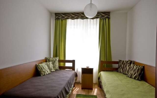 Corvin Lux Aparthotel