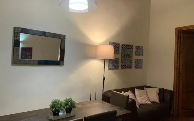 Sdrucciolo dei Pitti First Floor