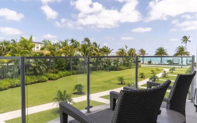Modern Condo at One Cable Beach With Balcony