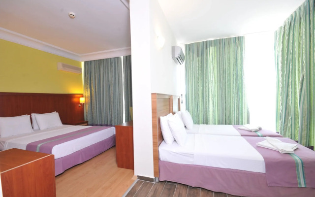 Sun Bay Park Hotel