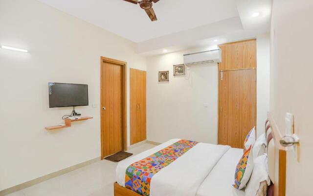 FabExpress Royal Stay