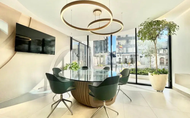 Harmony Luxury Apartments