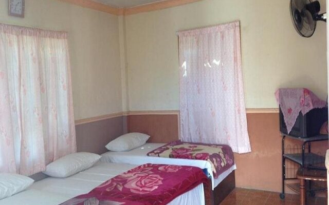Cherry Queen Hotel