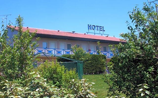 Riv'Hotel