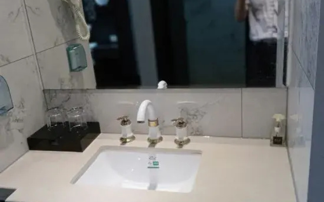 Guangzhou Gauss apartment