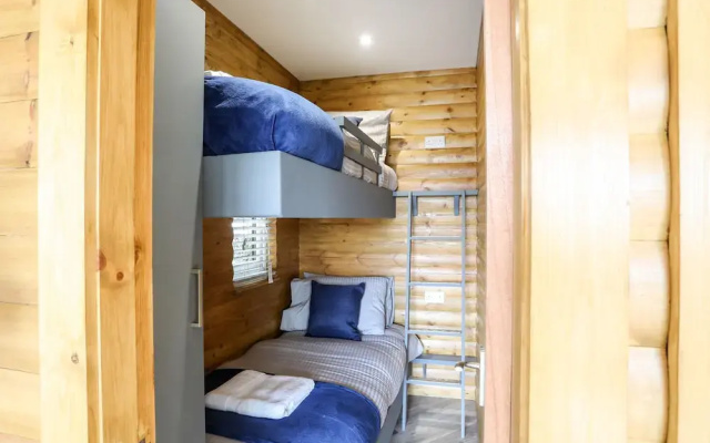 Hilltop Lodge