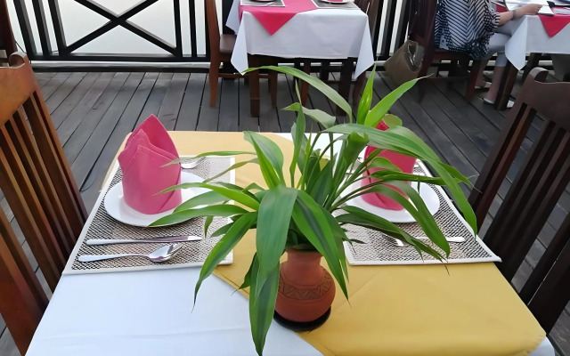 Pon Arena Hotel