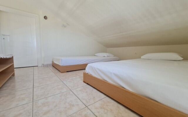 Stunning Beachfront Villa for Rent