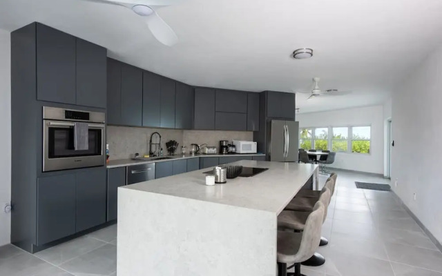 Trident Estate 6 Bedroom Estate