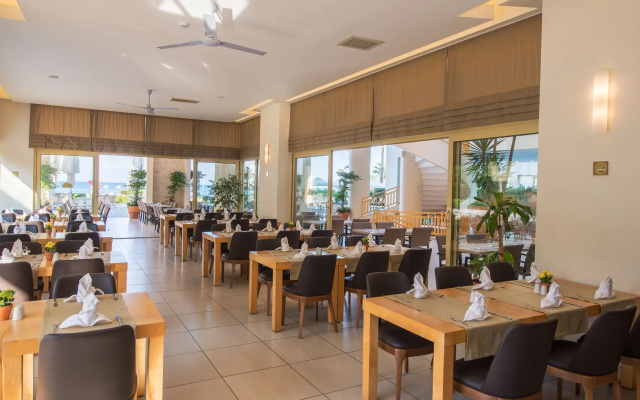 Golden Lotus - All Inclusive