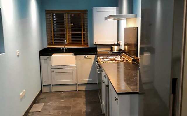 Simpsons Cottage - Grove Road Cottages