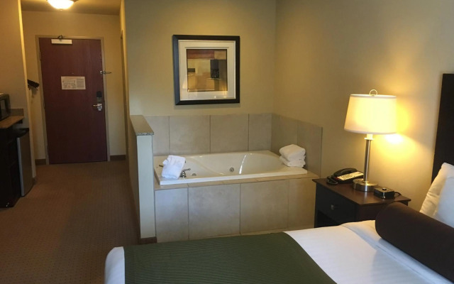 Cobblestone Inn & Suites - Durand