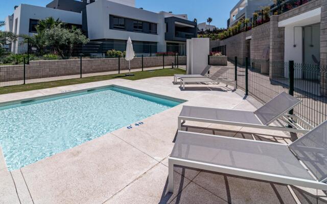 VG13- Modern apartment, 5 min to beach