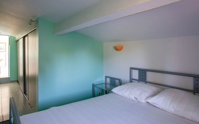 Premium Villa in Ollioules with Swimming Pool