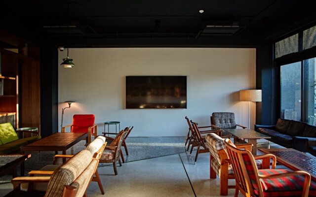 U.I.J Hotel & Hostel