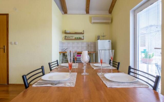 Plavi Apartman