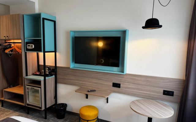 Hotel & Aparthotel Casteau Resort Mons