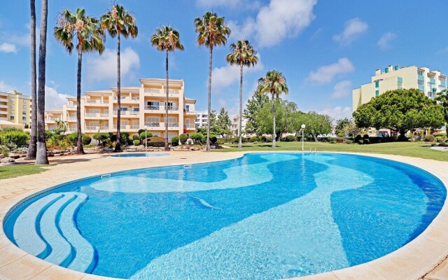 Vilamoura Palm Tree With Pool By Homing