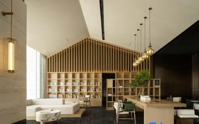 Atour Hotel Urumqi High speed Railway Station North Square