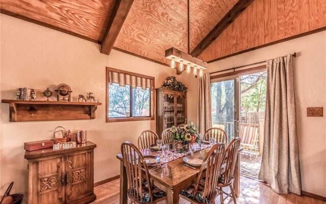 Mockingbird Cabin, 3 Bedrooms, Sleeps 8