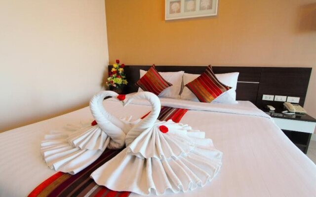 Grand Holiday Residence