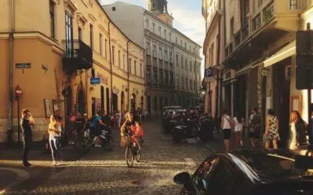 Bracka 15 - Main Square Apartments