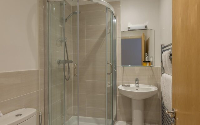 Stanshawe Court by House of Fisher