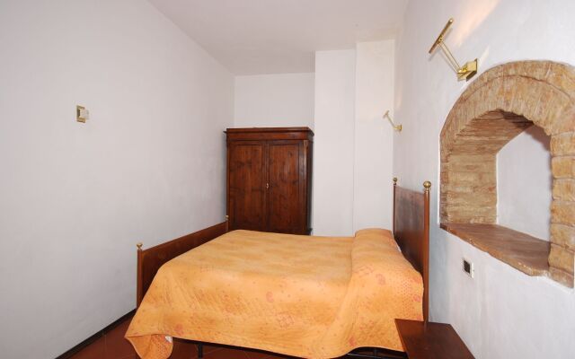 A La Casa Dei Potenti