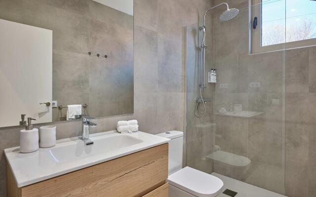 Paseo Suites Hotel