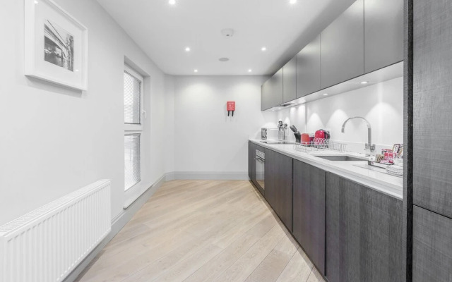 Roomspace Apartments -The Quadrant