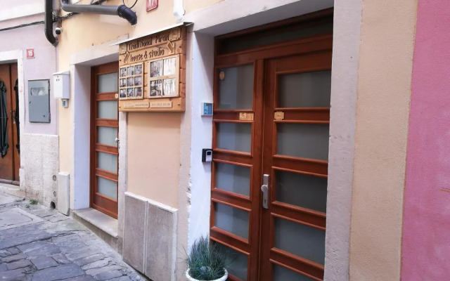 Traditional Piran studio