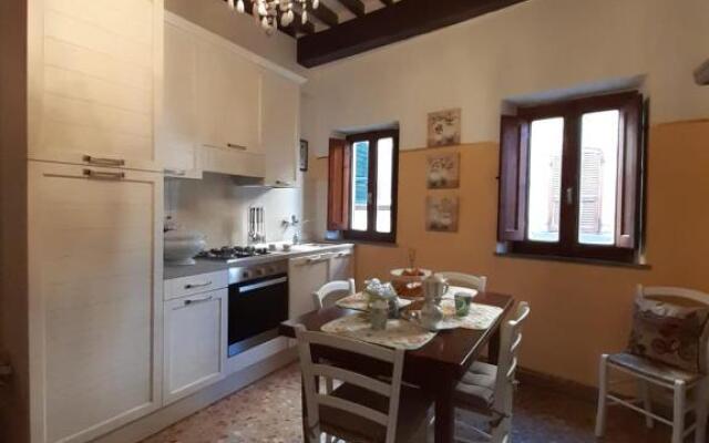 Typical & Historical, Central apartment