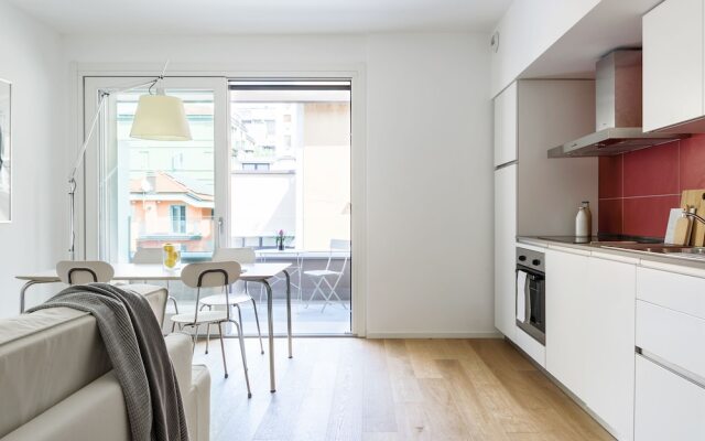 JOIVY Stylish 1-Bedroom Flat