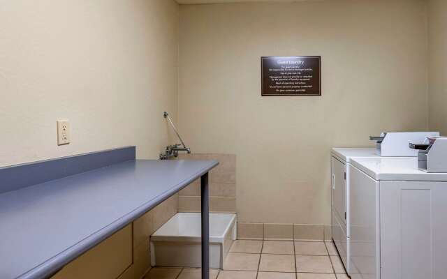 Comfort Inn & Suites Northern Kentucky