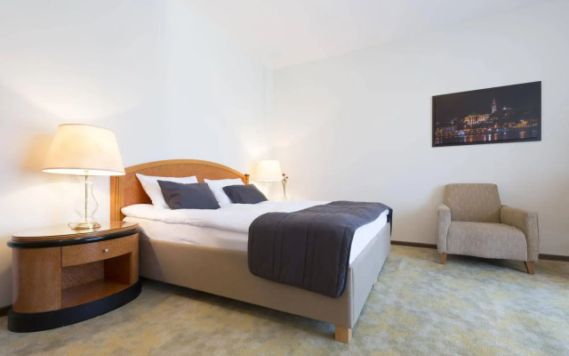 Hotel Avalon Garni