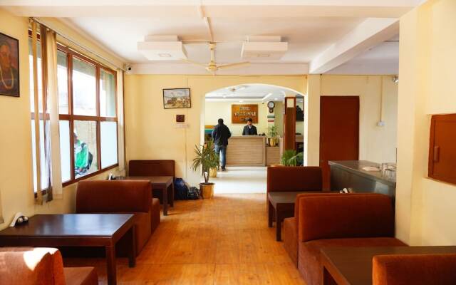 Hotel Holy Temple Tree & Chautari Cafe