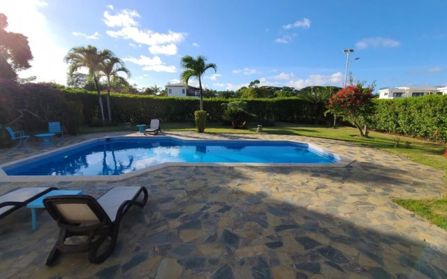 Spacious Private 7 Bedroom - Bachelor s Welcome