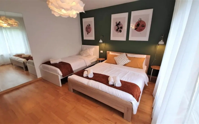 Apartment and Rooms HISA SONCA