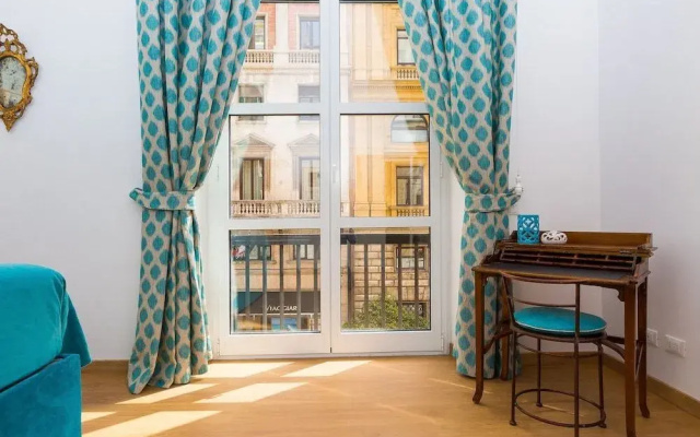 Prestigious Apartments Via Barberini