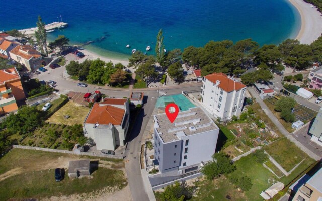 Stunning Apartment in Promajna With Wifi and 2 Bedrooms
