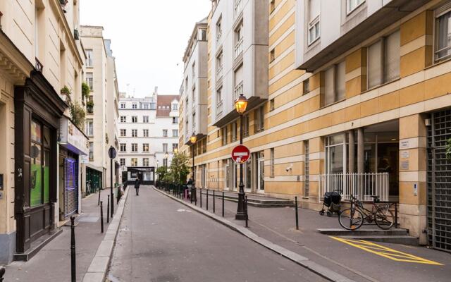 Arts et Metiers - Le Marais Apartment