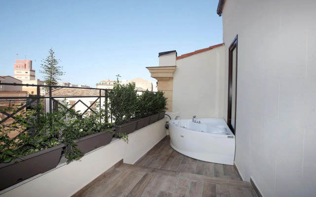 Casa Nostra Luxury Suites