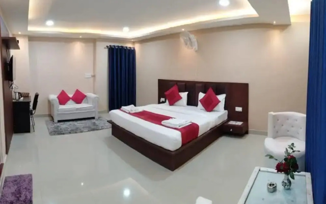 Goroomgo Kashi Grand Residency Varanasi