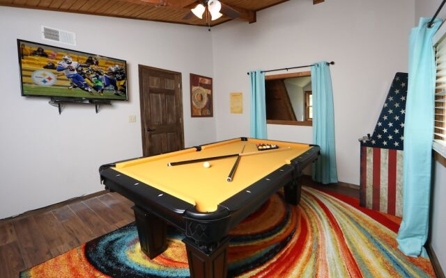 Bear Trails - Two Bedroom Cabin