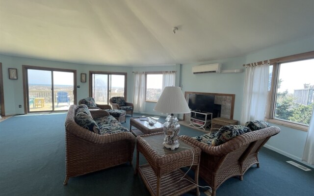 Dune Rose 3 Bedroom Cottage by RedAwning