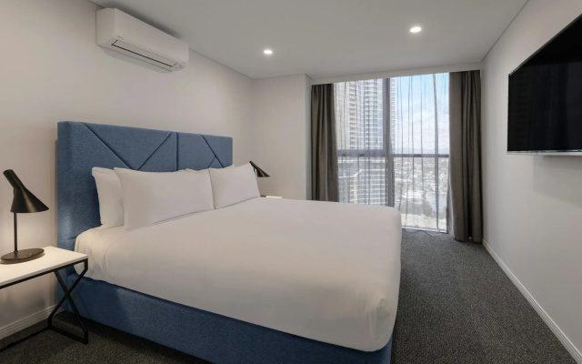 Meriton Suites Broadbeach, Gold Coast