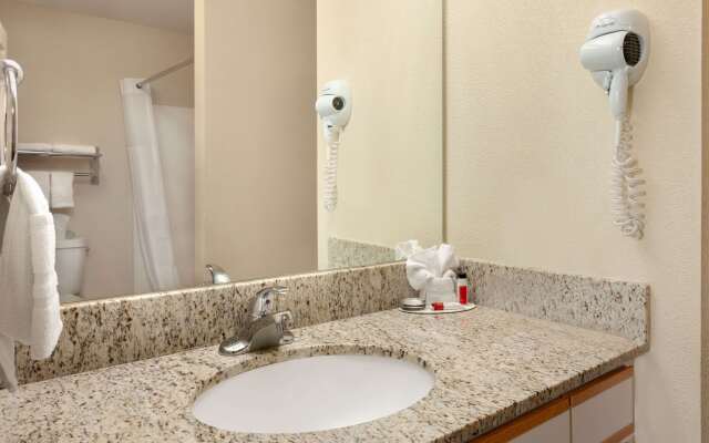 Baymont by Wyndham Wichita East