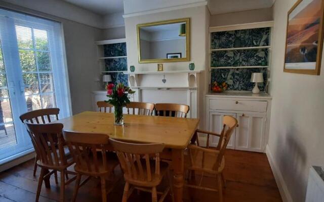 Dumble Cottage